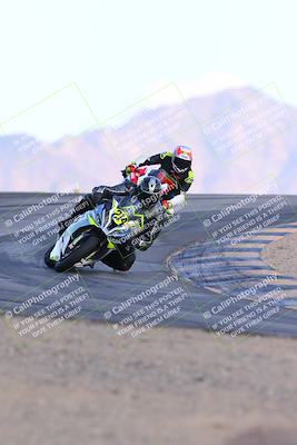 media/Nov-16-2024-CVMA (Sat) [[0e4bb1f32f]]/Race 11-Amateur Supersport Open/